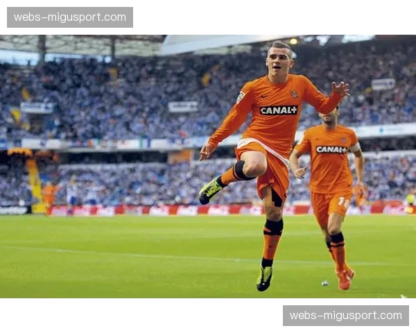 “球星加工厂”的挑战:皇家社会青训如何应对豪门挖角 “球星加工厂”的挑战:皇家社会青训如何应对豪门挖角