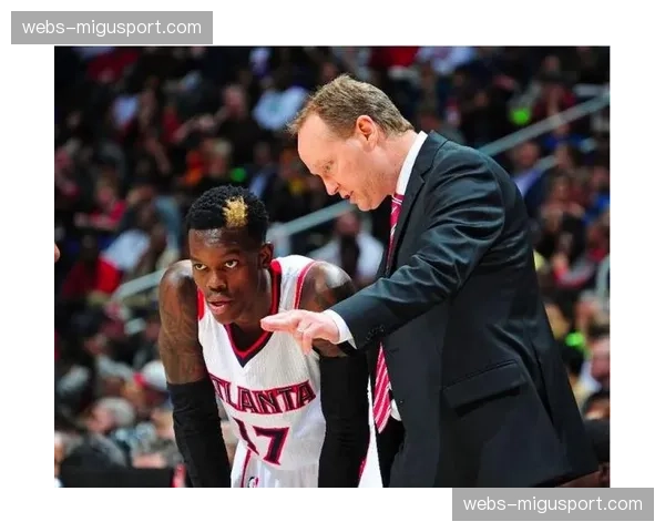 NBA 2K电竞联赛2026赛季季后赛在亚特兰大开幕，首次与真实季后赛同步举行。