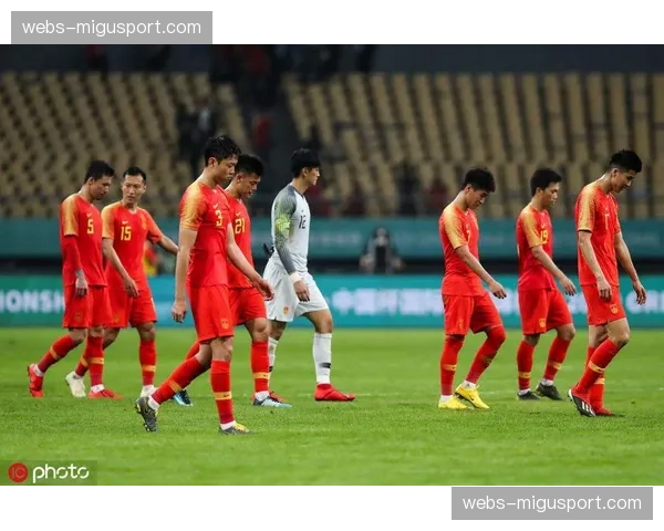 “报道：篮网临时主帅凯文·奥利确认，球队将在最后四场比赛中试验全新五小阵容”